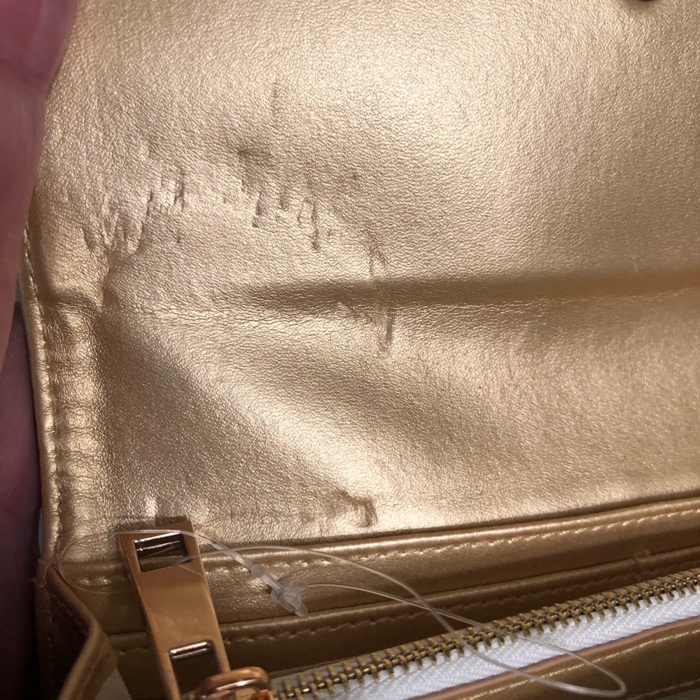 NWOT Free People ‘Heart of Gold’ floral wallet. - Picture 4 of 6